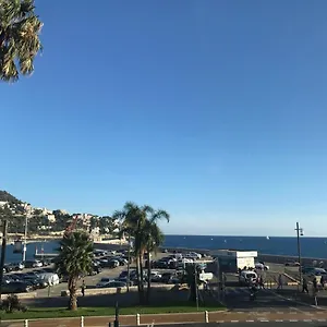 Apartment Sea View Port